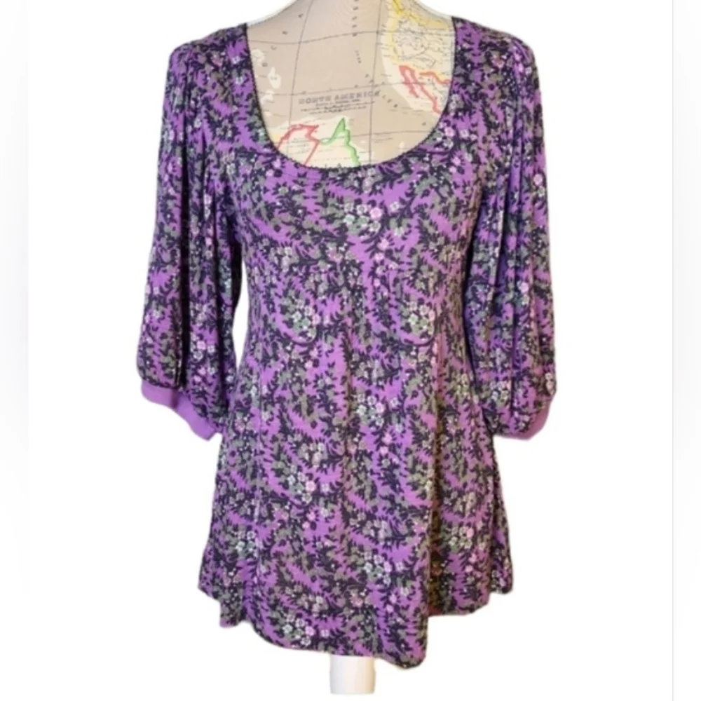 Free People Size Small Bohemian Purple Black Floral Scoopneck Babydoll Blouse